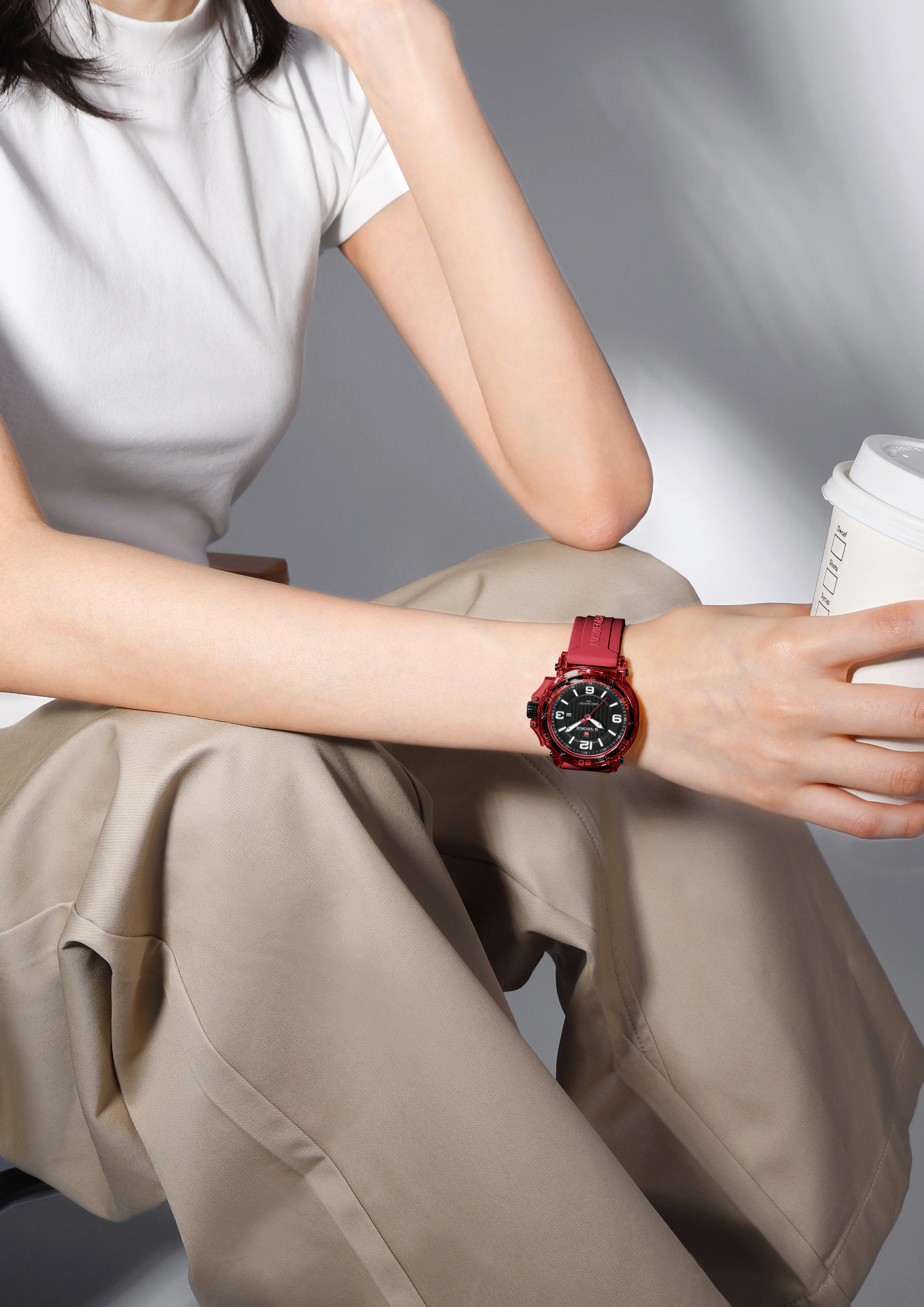 NAVIFORCE NF7125 Jam Tangan Kuarsa Wanita Modis Jam Tangan Olahraga Modis Tali Silikon Tahan Air Bercahaya untuk Wanita