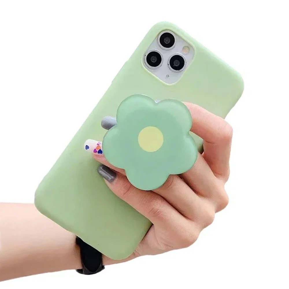 Suitable for foldable smartphone holder with small flower design and expandable finger grip