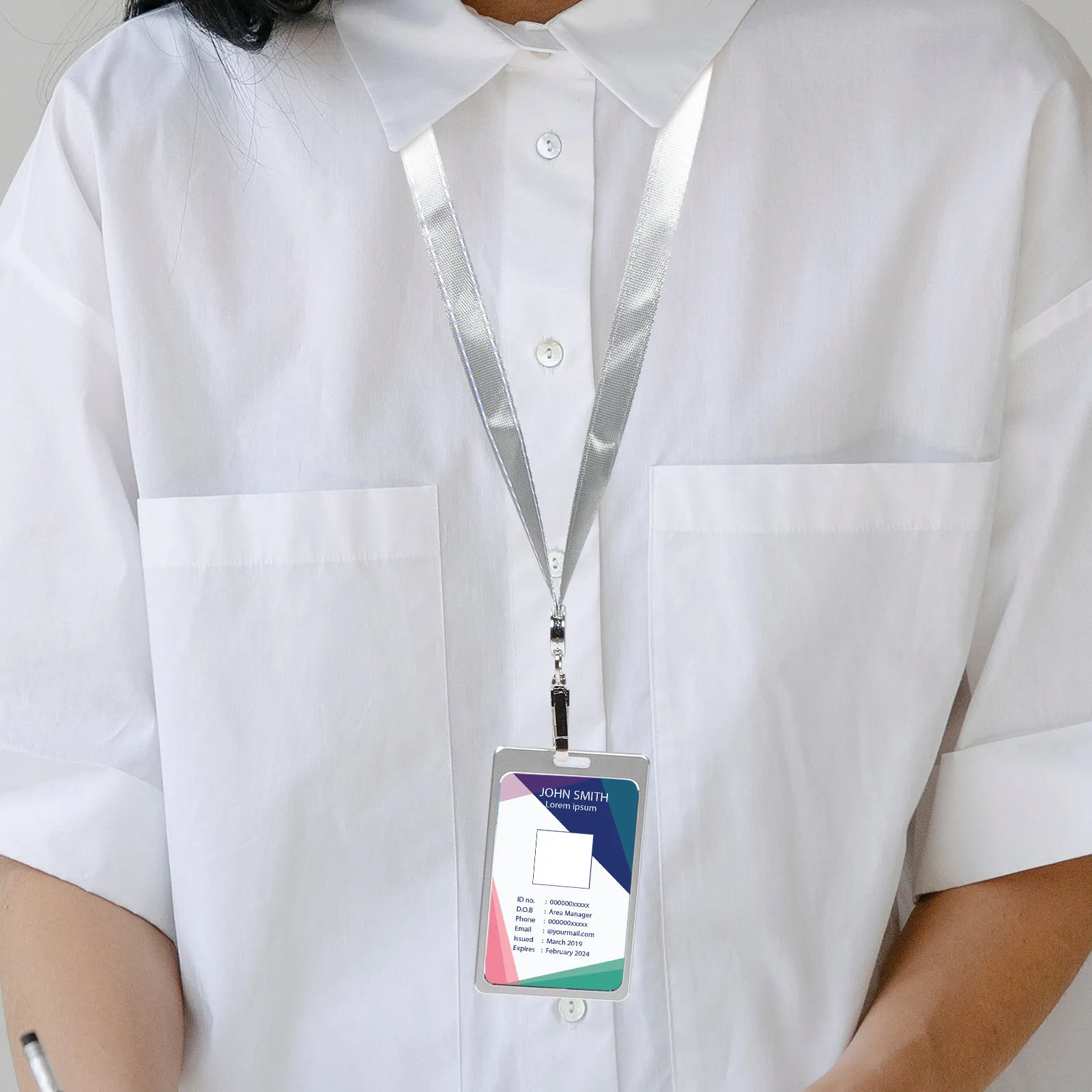 

Металлический держатель для бейджей, прозрачный карман для карт, легкий вертикальный защитный чехол для ID-карт, прозрачный чехол для удостоверений личности и кредитных карт