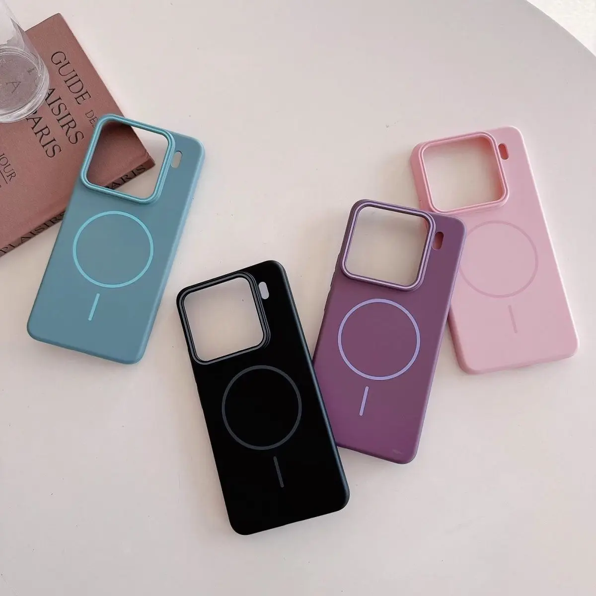 حافظة لهاتف Xiaomi 15T Pro جديدة بسيطة ناعمة غير لامعة صديقة للبشرة غطاء مغناطيسي مضاد للسقوط لهاتف Xiaomi15T ممتص للصدمات Funda