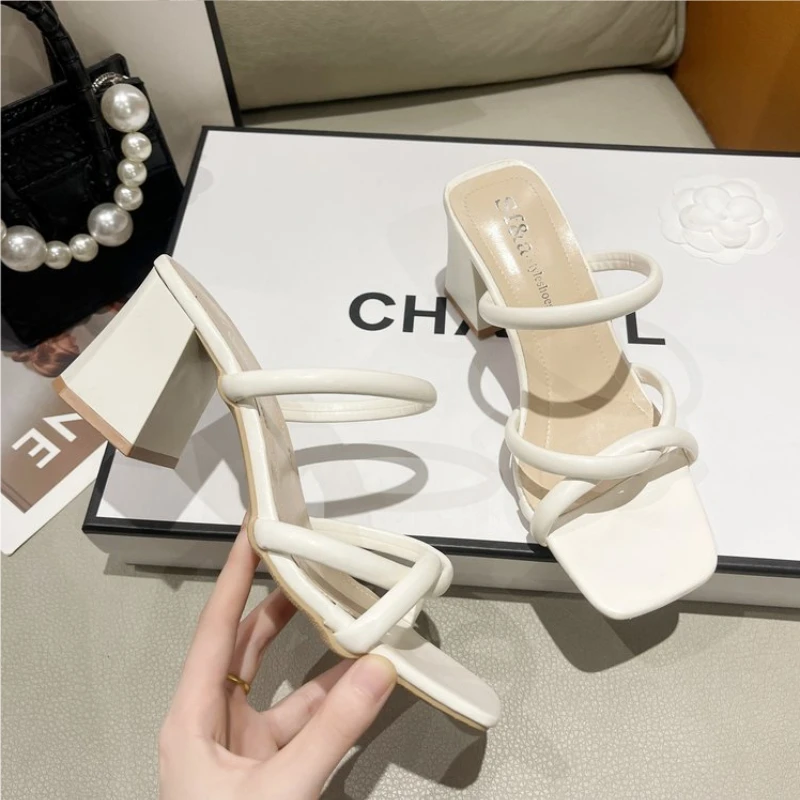 

2025 New Designer Summer Pumps Slippers Sandals Shoes Women High Heels Square Toe Sandal Lady Shoes heels women