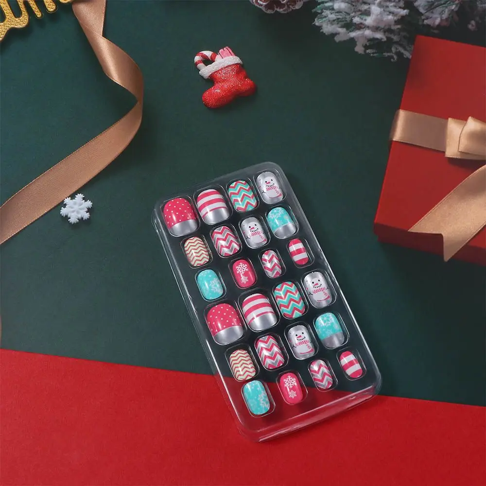 Sulla copertura completa Unghie finte Punte per unghie artificiali Decorazione per unghie fai da te Regali di Natale Unghie finte per bambini Unghie finte natalizie