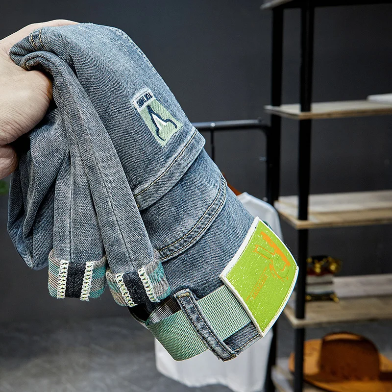 2024 New Summer Thin Men's Jeans Fashionable Scratch Embroidered Printed Stretch Breathable Casual Cropped Pants