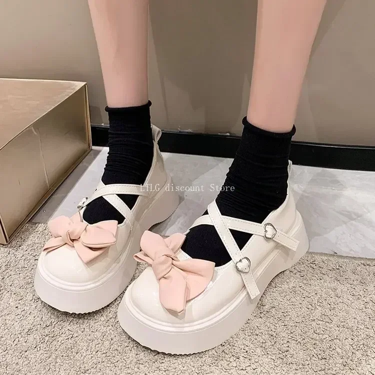 Lolita Shoes Japanese Girl Platform Black high heels fashion Round Toe Mary Jane Women Patent faux Leather Student Cosplay Shoes