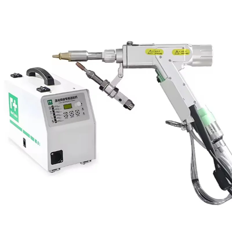 Raytools BW101 Handheld Laser Welding Head With Wire Feeder Welding Cleaning Function For HGTECH Fiber Laser Welder