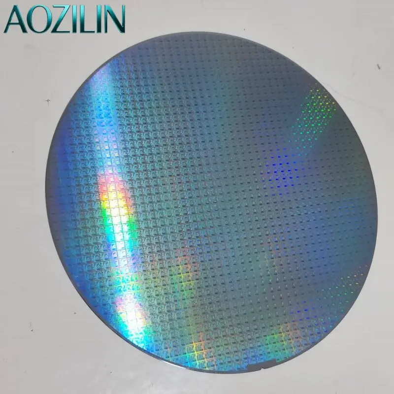 AOZILIN Colorful Semiconductor Wafer Chip Die Keychain for Tech Lovers, Science Display and Creative Gift
