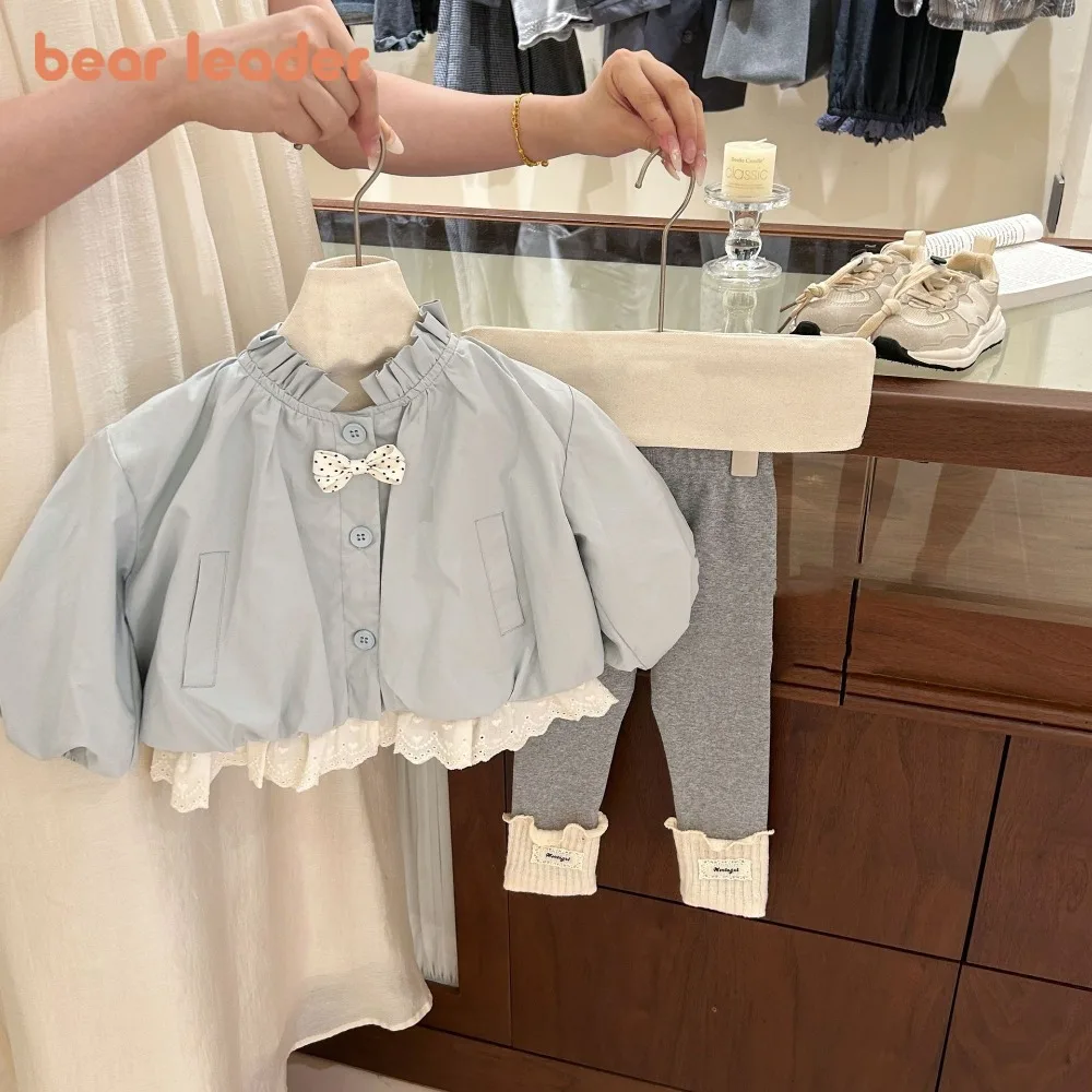 

Корейская версия Bear Leader, однотонная одежда для девочек, весна-осень 2024, синяя кружевная куртка с длинными рукавами + леггинсы, комплект из двух предметов