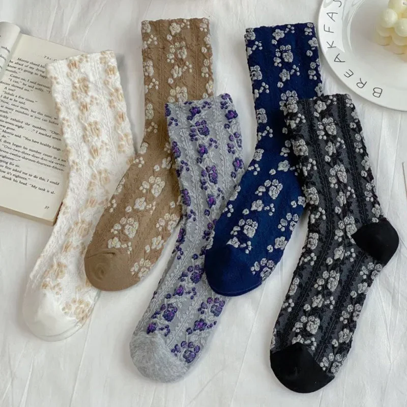 Fashion Floral Embossment Retro Vintage Mid-tube Socks Socks Women Ethnic Harajuku Japanese Style Kawaii Cute Girl Socks