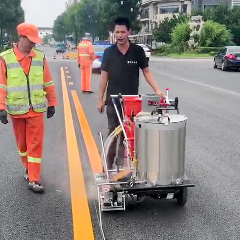 CWL Thermoplastic Road Marking Machine Truck-Mounted Honda Engine Adjustable Width High Efficiency