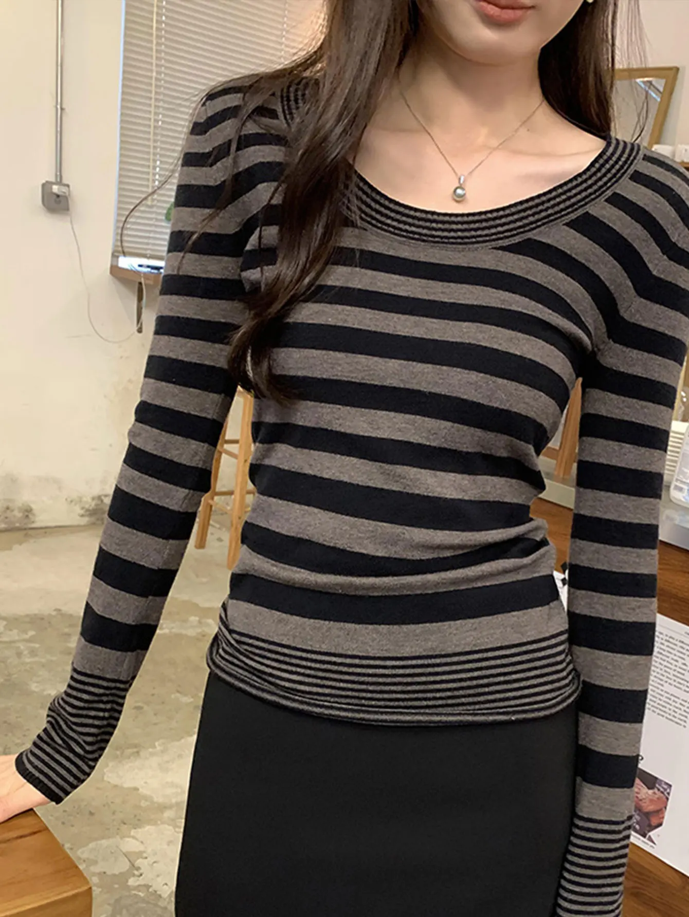 

Women's Skinny Fit Sweater K-Fashion Stripes Long Sleeve Round-Neck Autumn Winter Daily Wear Decent Style