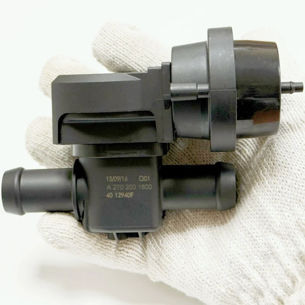 

2702001600 A2702001600 High quality coolant water pump plumbing connection for Benz A CLA GLA Class W176 C117/X117 X156