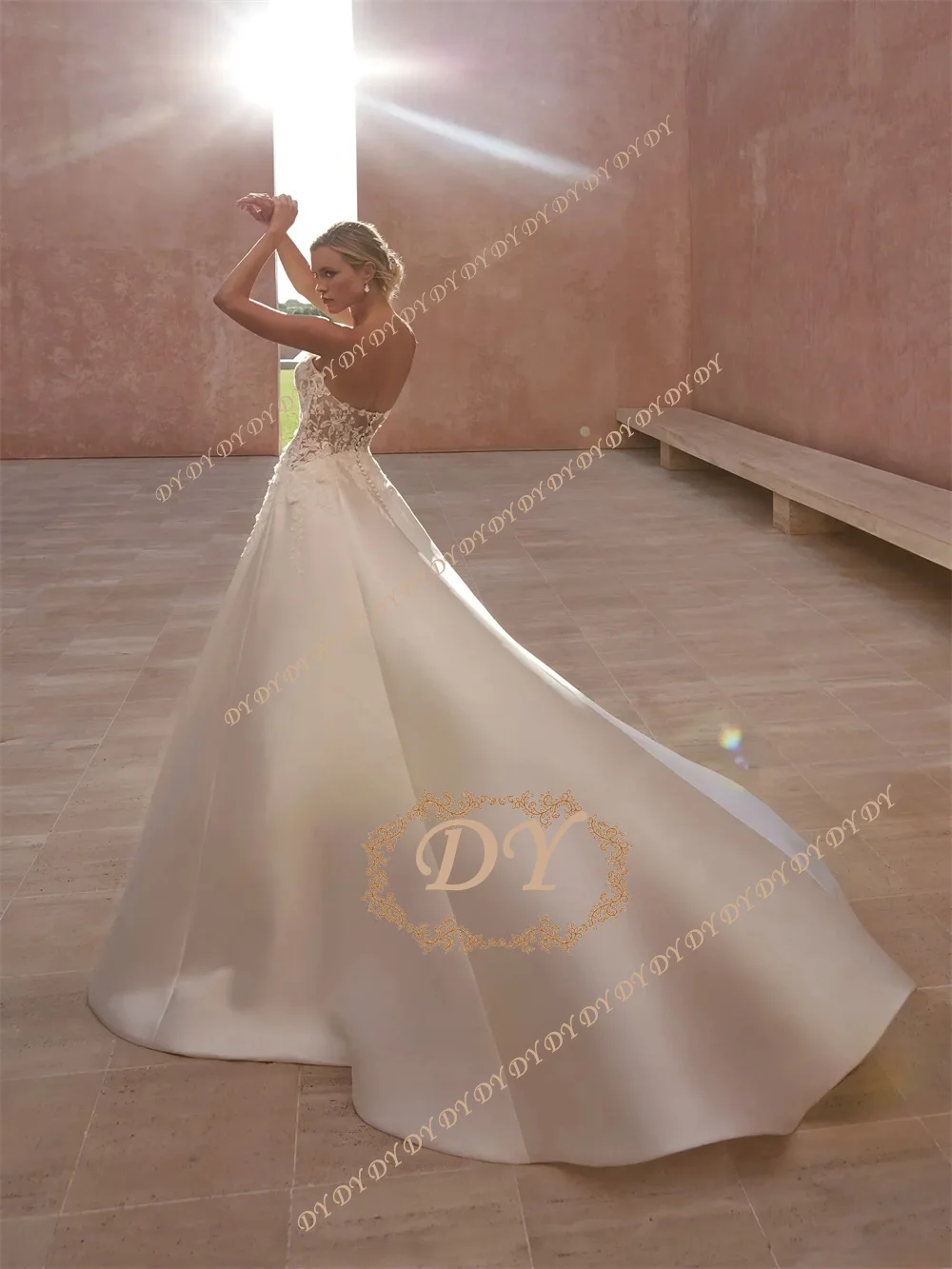 DY Charming A-line Wedding Gown For Women Lace Appliques Strapless Court Train Sleeveless De Casamento Customised