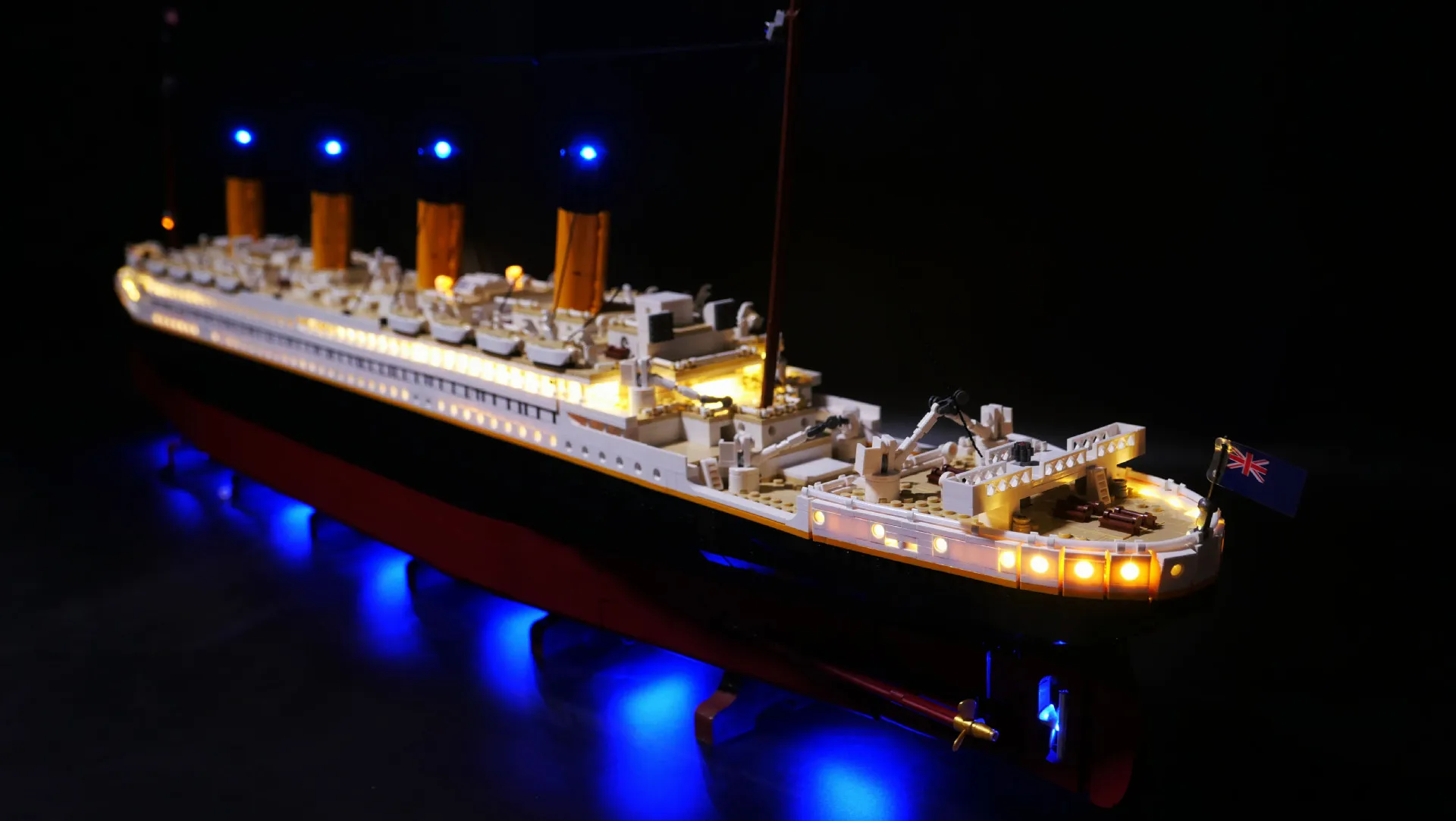 Auf Lager 9090 stücke Titani kompatibel Titanic große Kreuzfahrt schiff Schiff Dampfschiff Ziegel Bausteine Kinder DIY Spielzeug Geschenke