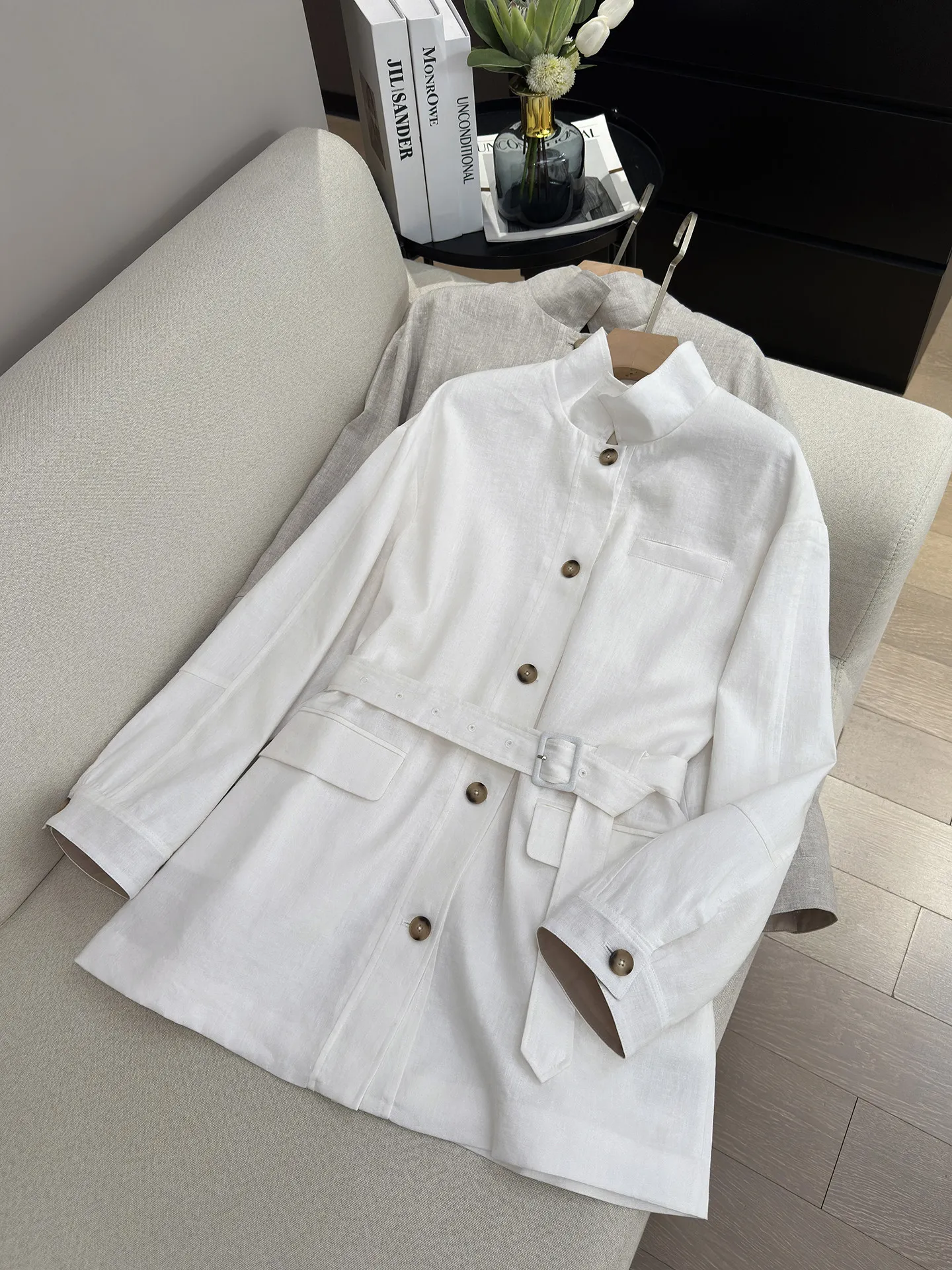 

Casual Loose Fit Linen Jacket Spring 2026 Lazy Minimalist Style Old Money Feel Good Long Sleeve Coat Women's Fashion