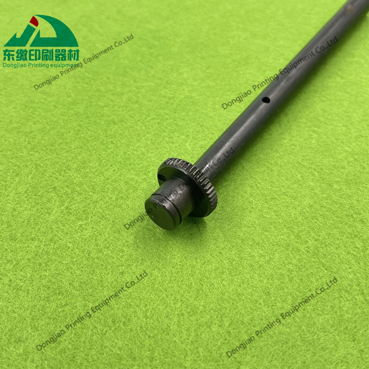 Wysokiej jakości mimośrodowy śruba 66.028.016 do Heidelberg SM74 CD74 SM102 Offsetowe maszyny drukarskie Części zamienne Wałek regulacyjny
