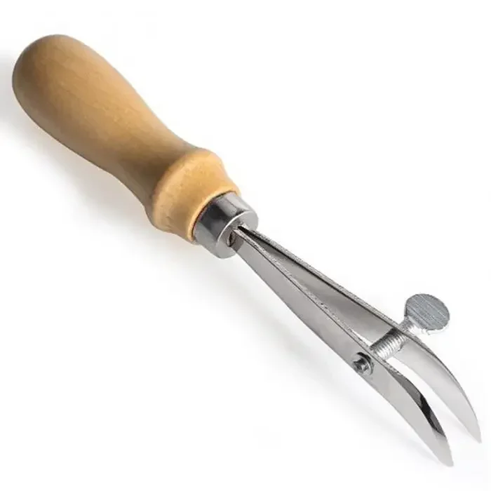 18 PCS a SET Leather Craft Punch Tools Kit Stitching Carving Working Sewing Saddle Groover