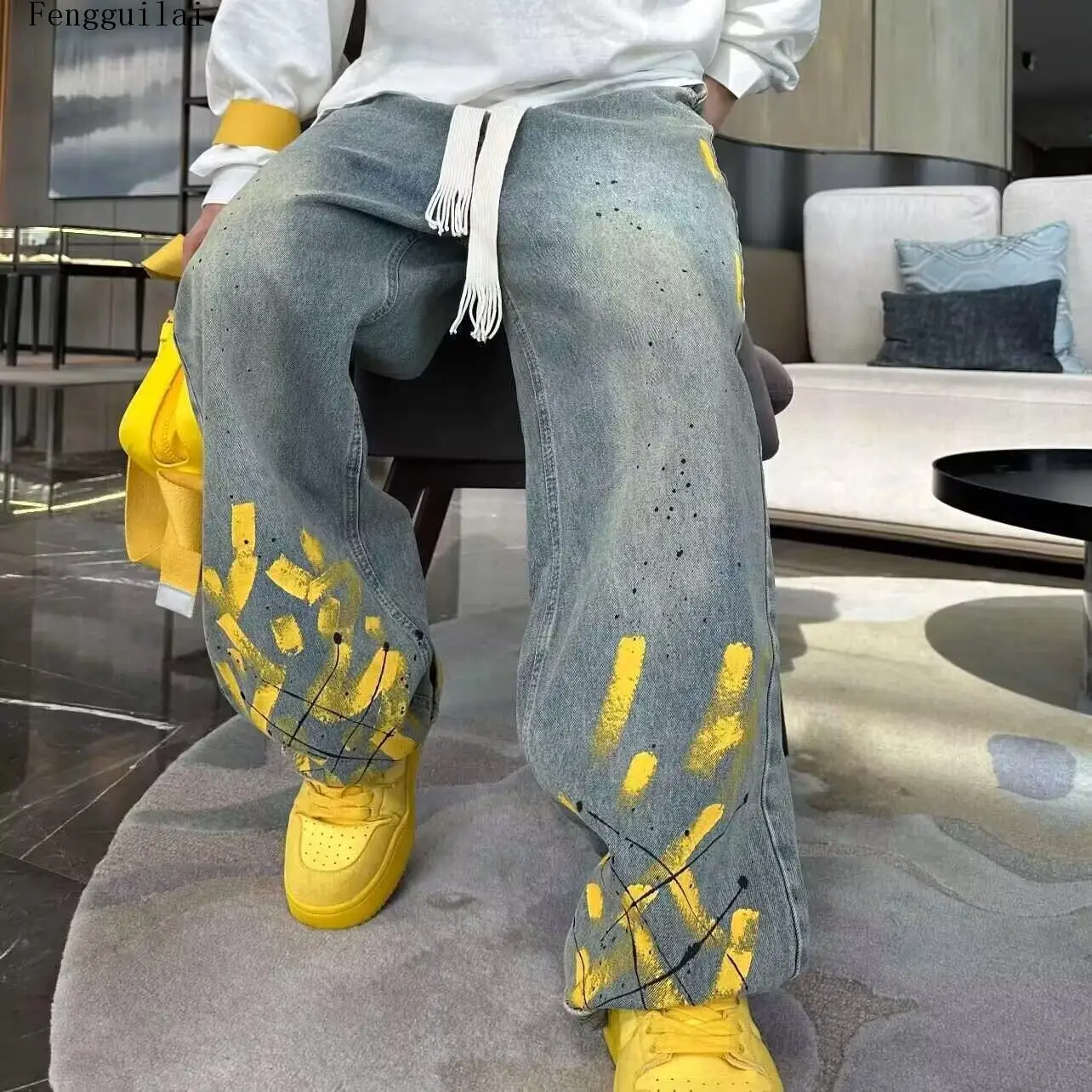 Men Y2K Streetwear Splash Ink Graffiti Denim Pants Yellow Brush Stroke Print Loose Wide Leg Baggy Jeans With Tassel Drawstring