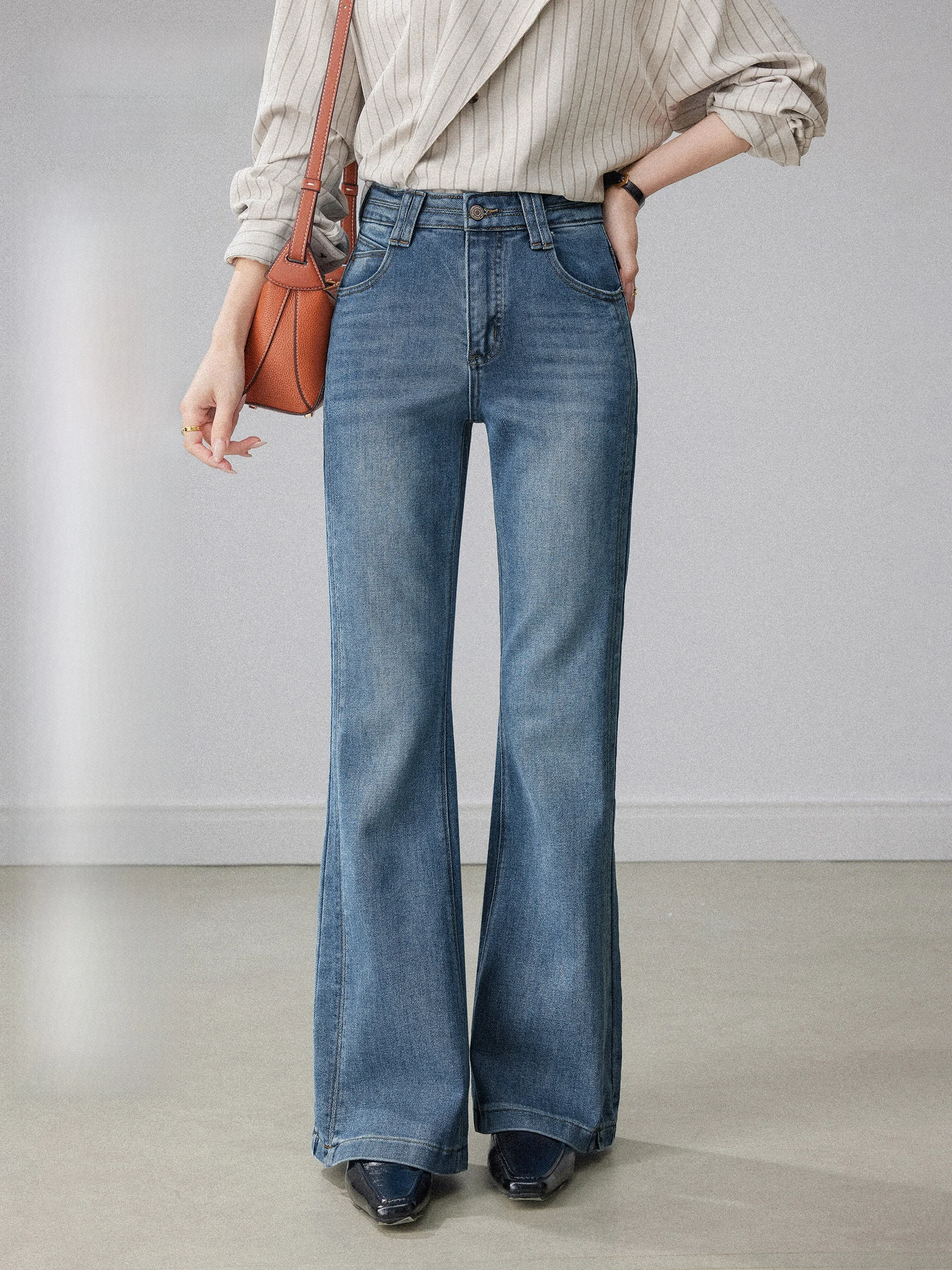 

Light Blue Bell Bot Jeans Women's High Waist Slimming Casual Floor Length Pants Spring 2026 New Arrival Chiang Bean Bean