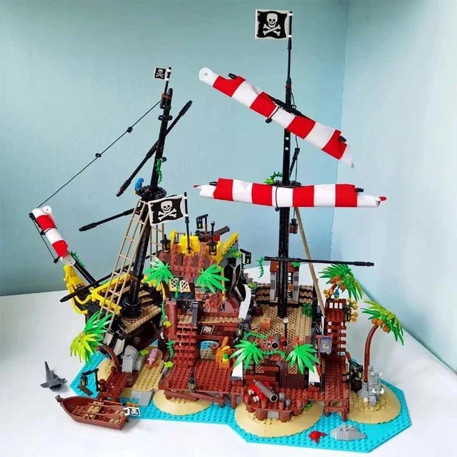 In Stock Pirates Of Barracuda Bay Ship Two Ways Structure 21322 Building Blocks Bricks Boat Model Toy Christmas Birthday Gift