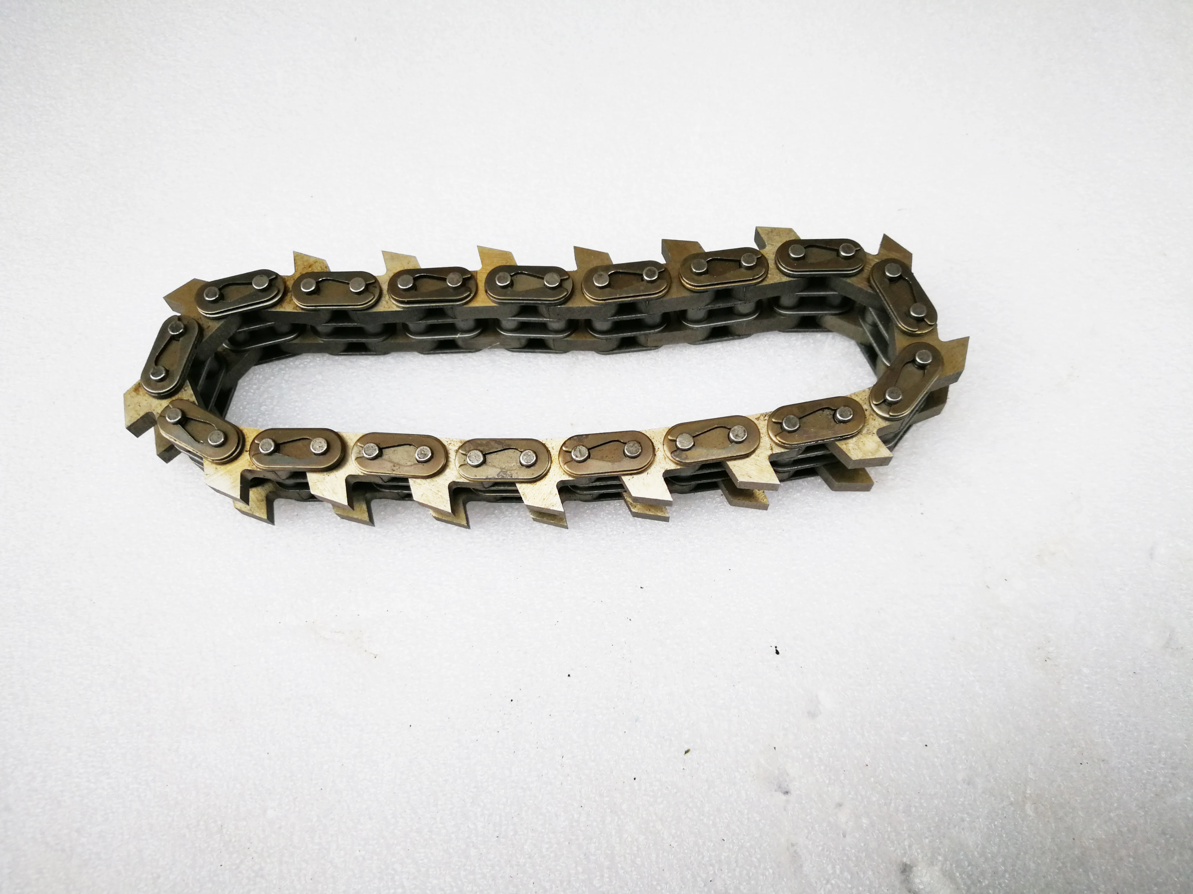 

17 Row One Tip Middle Tooth Cutter Saw Chain For Pneumatic Waste Stripper Carton Paper Stripping Machine Detachable Hinge Joint