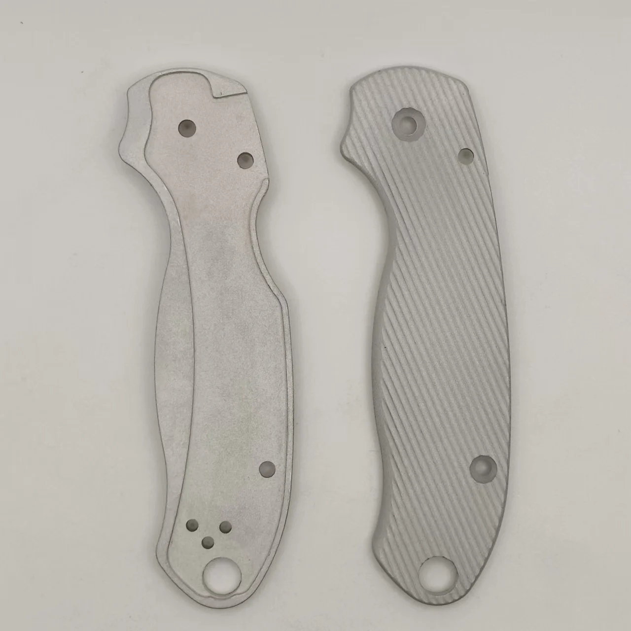 

New 1 Pair Radial Stria Aluminium Alloy Handle Scales for Spyderco C223 Para3 Knives