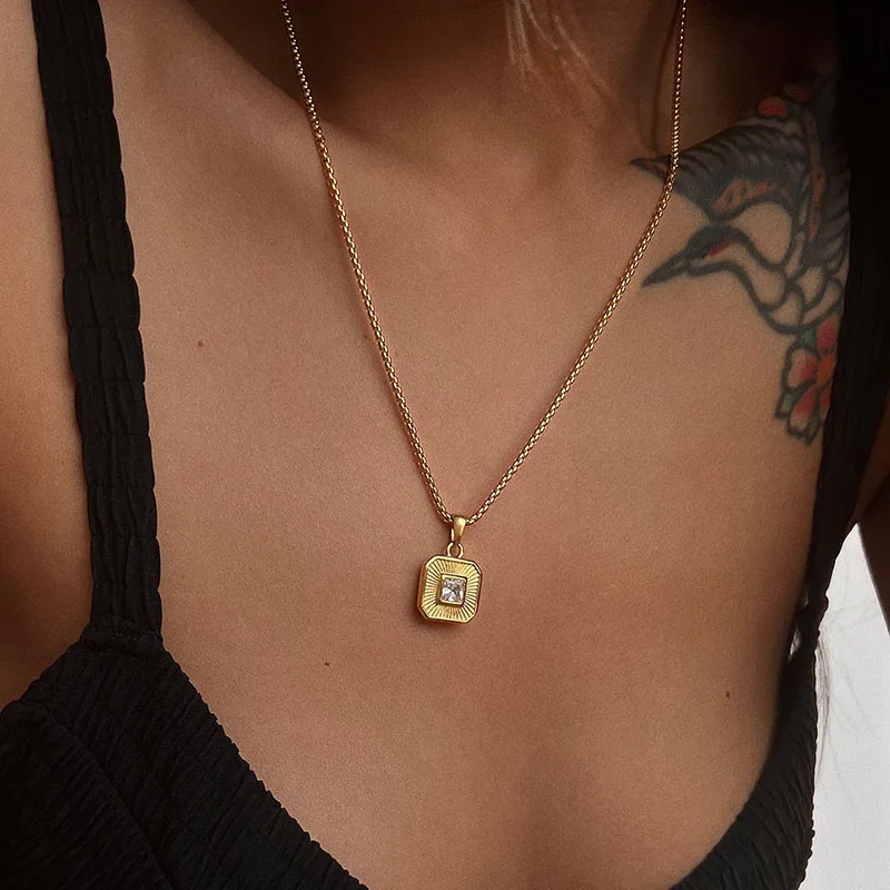 Colored green square pendant necklaces stainless steel necklace for women simple dainty geometric jewelry vintage elegant jewel