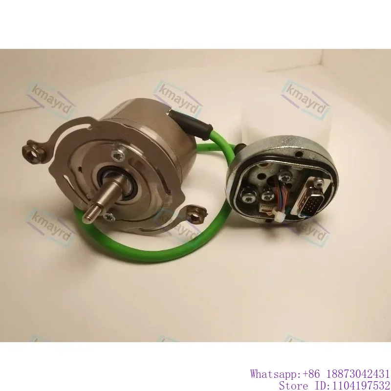 AMG77SW32S2048 Baumer Encoder SEW AK8W AMG77 S W32 S2048     1PCS