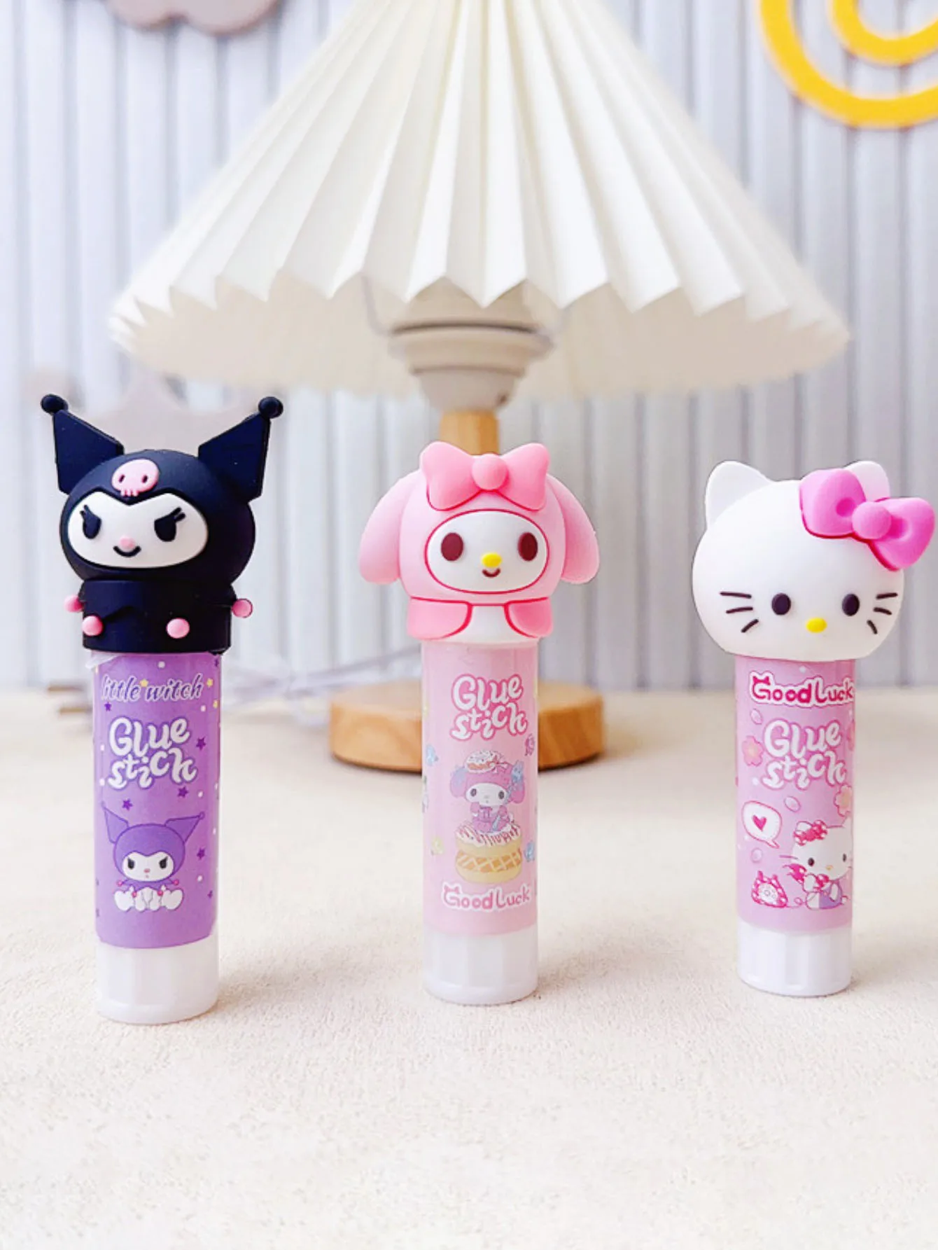 1 unidad de pegamento sólido HelloKittys My Melody Kuromi, bonito manualidades Diy, modelo giratorio, suministros para adolescentes y adultos