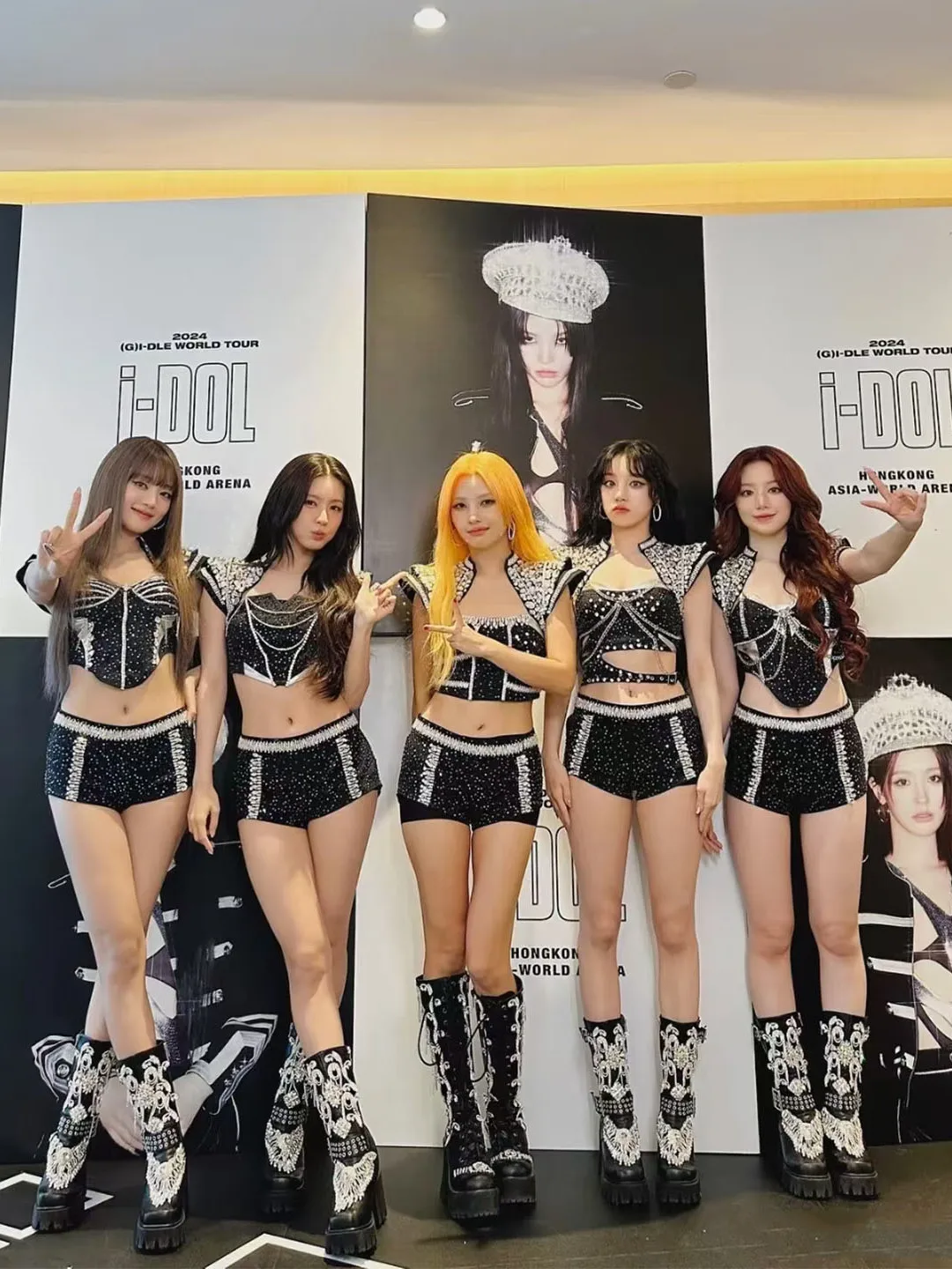 Sexy GIDLE Korean Girl Group Stage Performance Outfit Heavy Diamond DJgogo Collar Bar Dance Costume Women's Ethnic Fashion