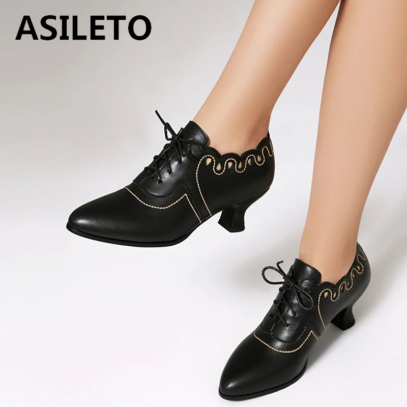 

ASILETO New Cutout Spring Vintage Women Pumps Round Toe Small Heels 3cm Lace Up Strap Large Size 42 43 US12 Shoes Black Brown