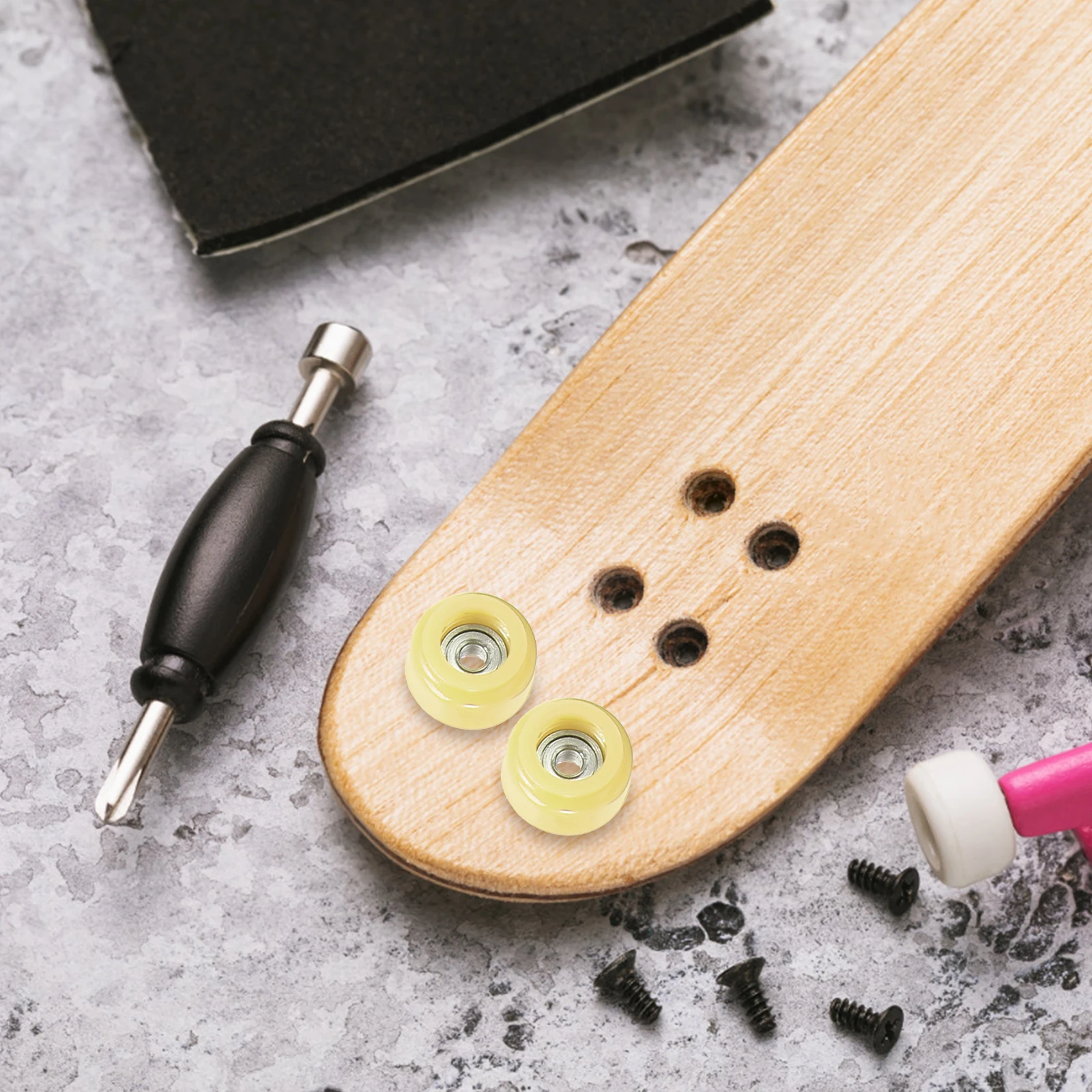 4 pezzi di skateboard da dito in plastica premium in acciaio inossidabile durevole mini rullo di simulazione per bambini adulti gioco da scrivania portatile
