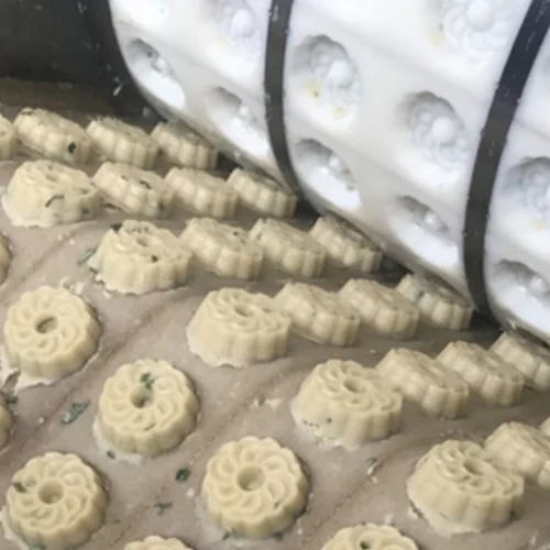 Mesin Pembuat Biskuit Susu Jahe Isi Cokelat Mini Otomatis Murah untuk Meja di Bangladesh