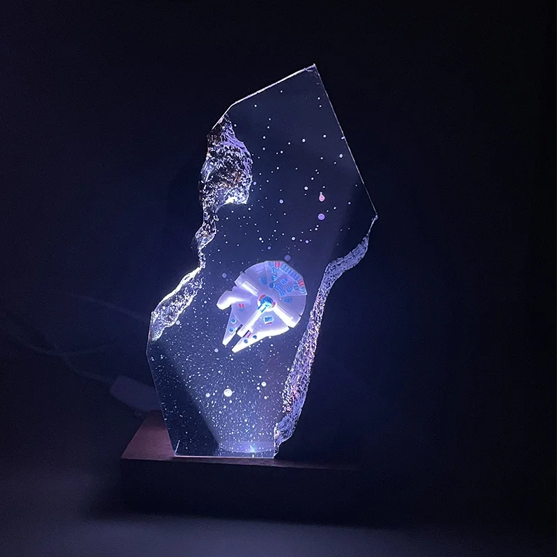 Spaceship Organism Resin Table Light Creactive Art Decoration Lamp Millennium Falcon Theme Night Light  USB Charge