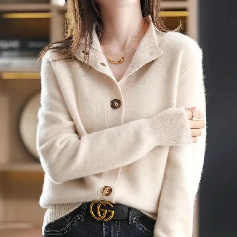 Otoño Invierno nuevo cuello alto cárdigan de punto sólido Chaqueta corta suelta versión coreana de las mujeres suéter de manga larga top Casual