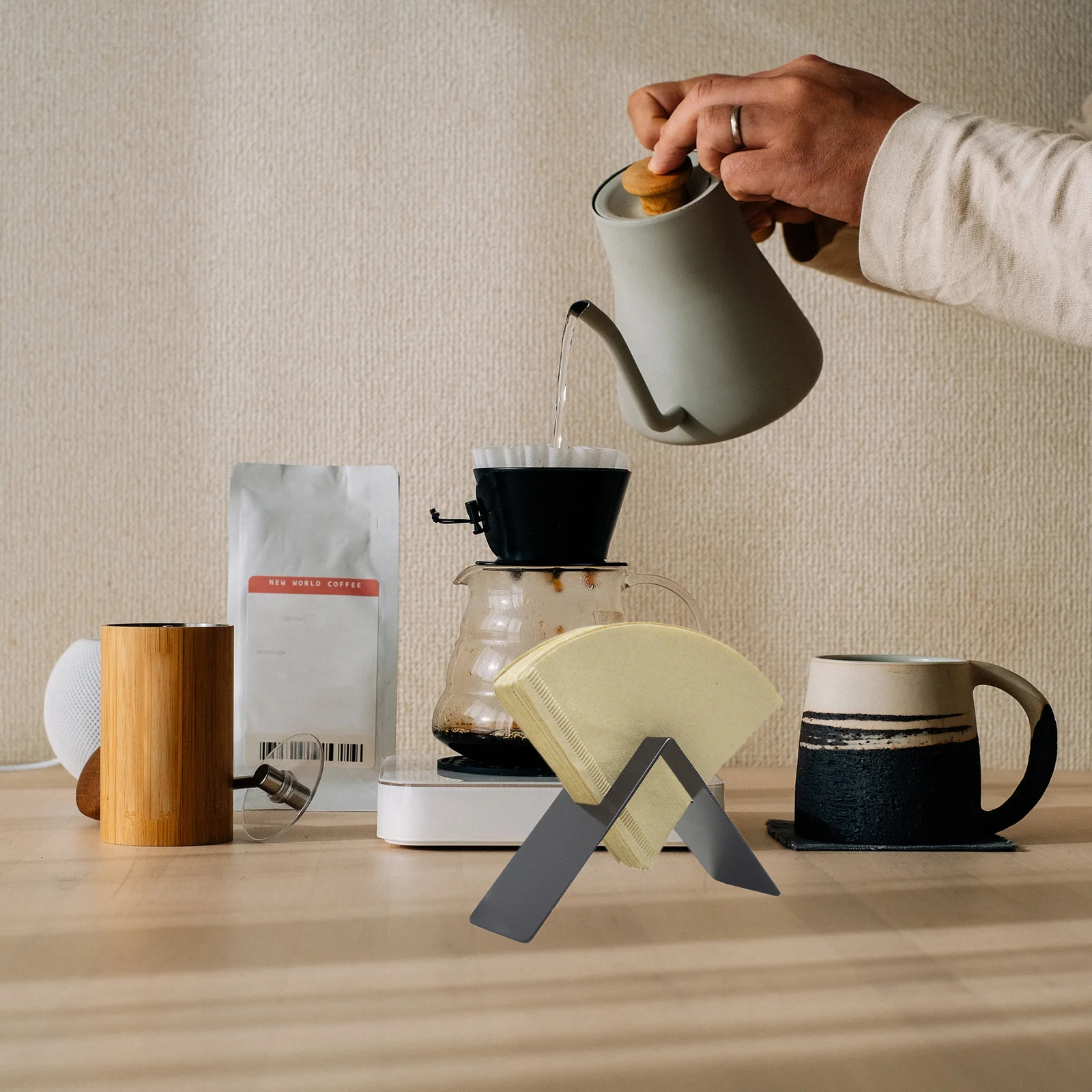 

Filter Paper Holder Stainless Steel Storage Container Dispenser Rack For Home Bar Supplies Large Capacity Compact Lightweight