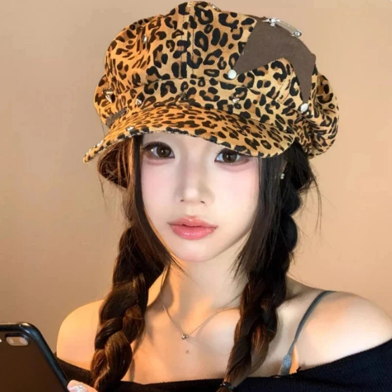 

Американский берет с леопардовым принтом, нашивкой в виде пентаграммы и буквами, весенне-осенний, в уличном стиле Y2K, восьмиугольная кепка-газетчица для женщин