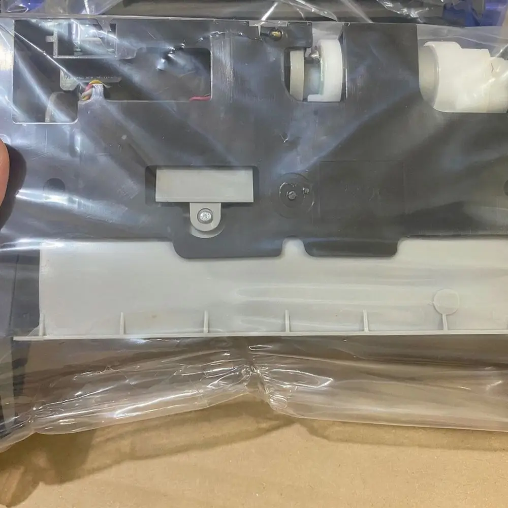 Spare Part Main Brush Frame For Irobot Roomba 500 600 700 Series Robot Vacuum Cleaner Roller Brush Support Housing