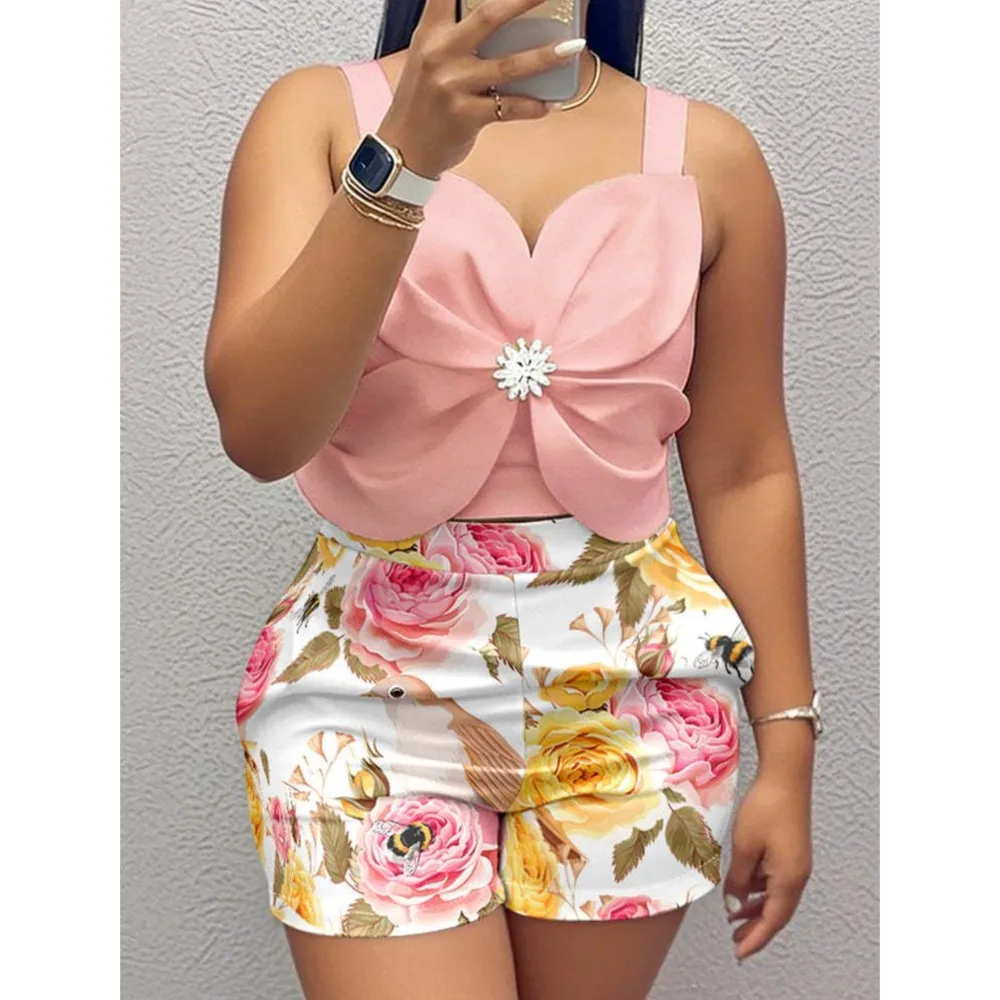 

Sexy Bandeau Off-the-shoulder Women's Short-sleeved Top Shorts Set Summer New With Printed Pattern Female Beach Vacation Outfit