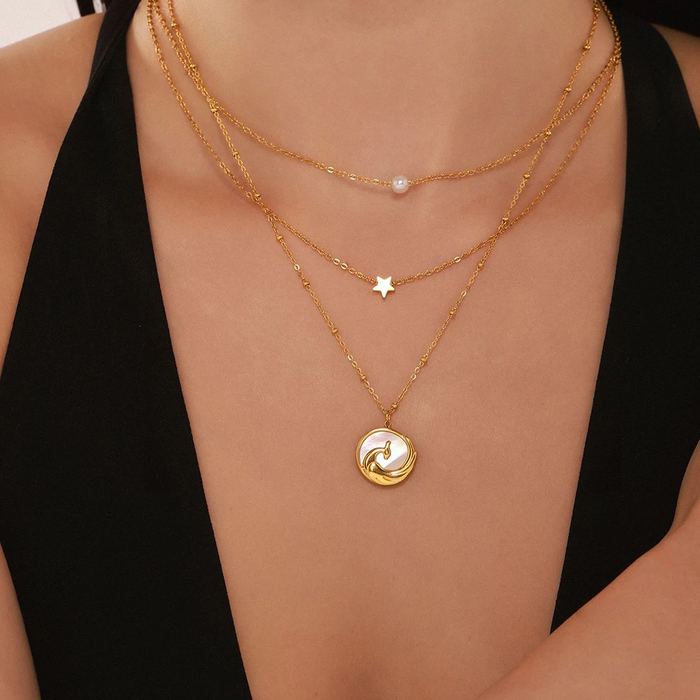 

Fashion Relief Phoenix Necklace Stainless Steel 18K Gold-Plated Chain Sea Shell Round Pendant Women's Jewelry Accessories Gift