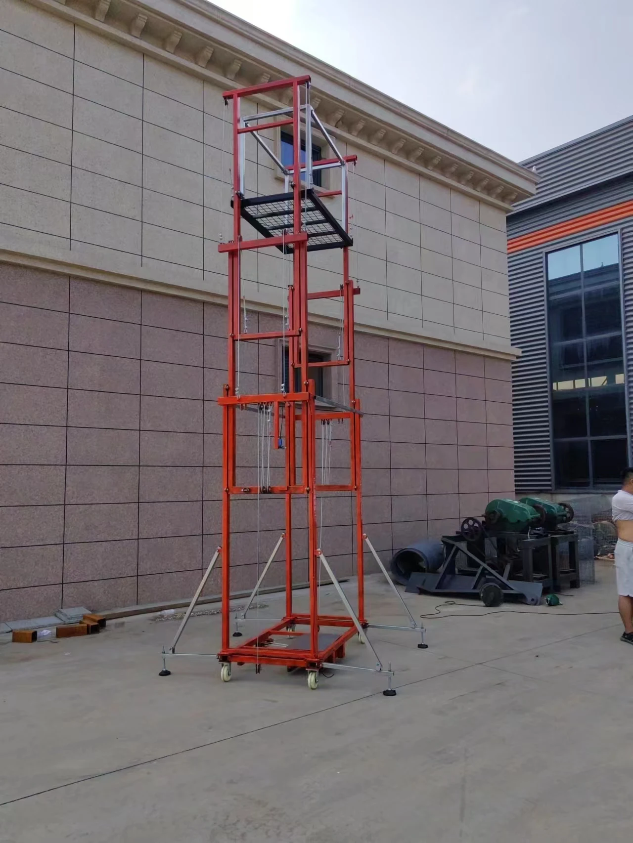 High-quality Building High-altitude Maintenance Work Platform Electric Scaffolding Ladder Lifting Platform Scaffolding