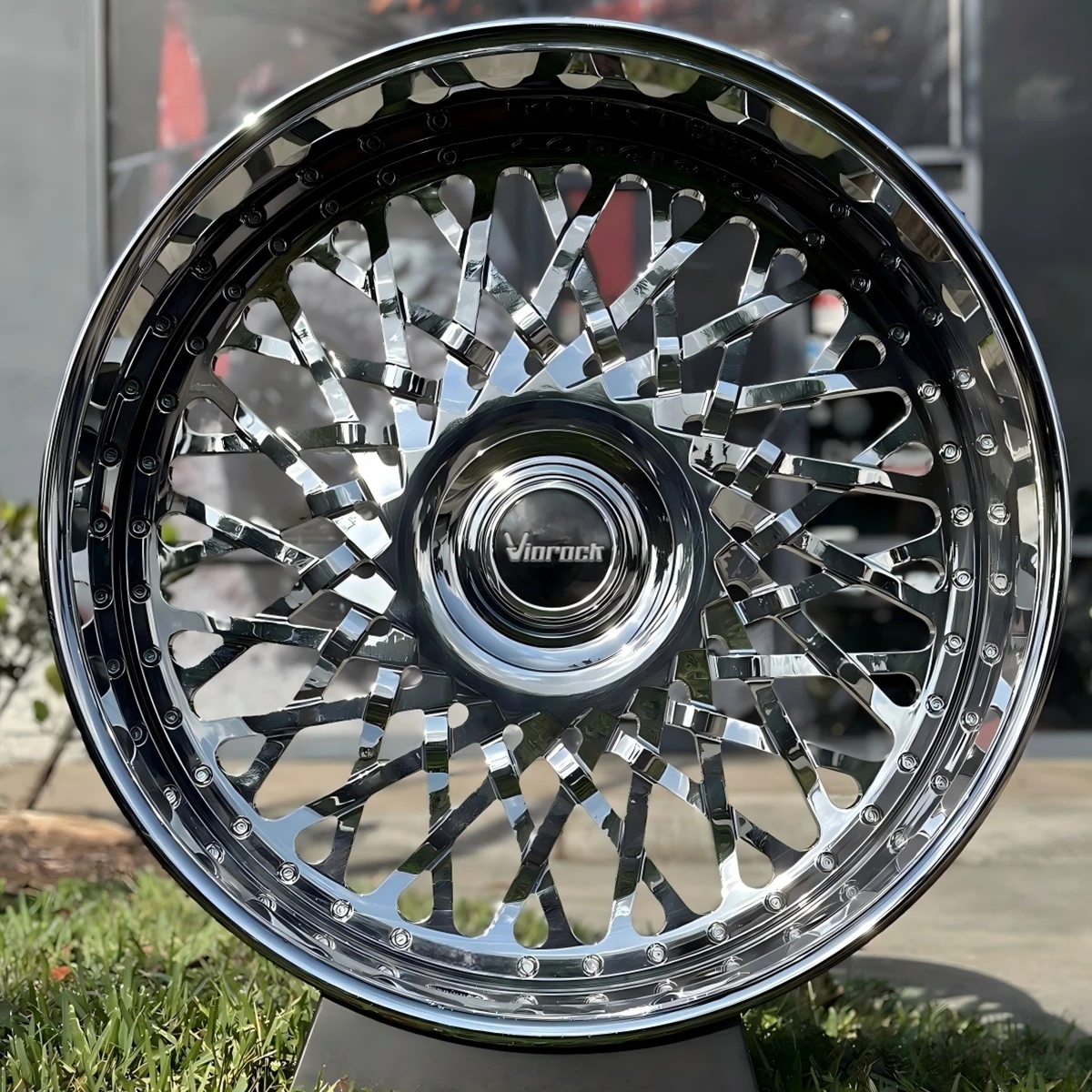 Hot-selling Custom Deep Dish 24 26 Inch Forged Wheels with Floating Center Cap Big Lip Wheels Chrome Brushed Rims Fit for Chevy