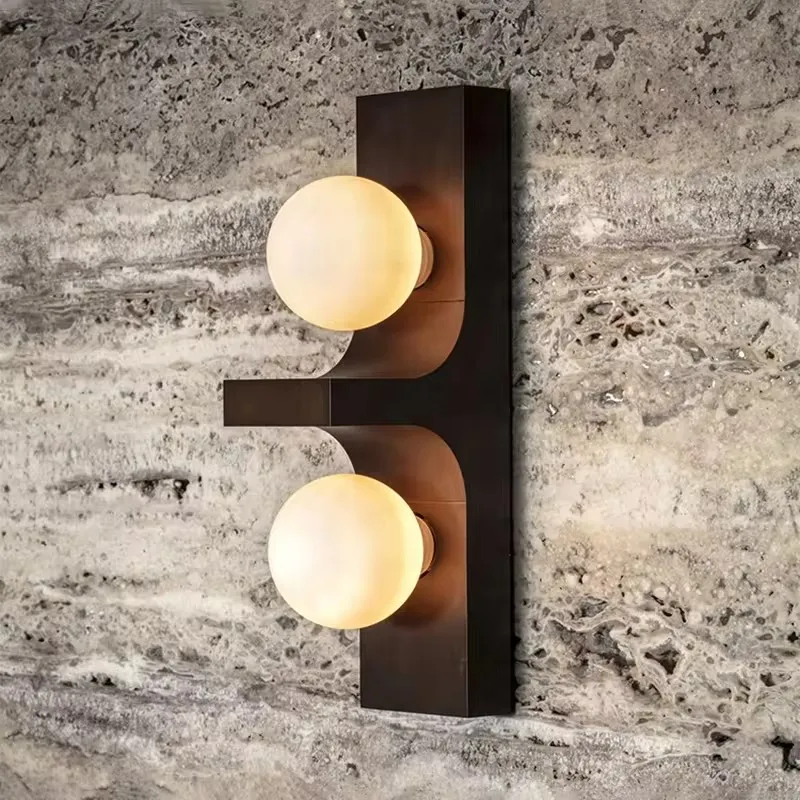 

Modern Designer Wall Light Glass Ball Decoration Interior Wall Sconce Lamp For Hotel Living Room Decor Creative Lighting Fixture