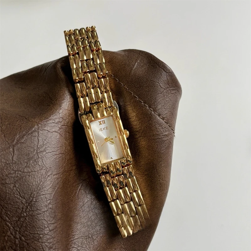 

Classic Trend Ladies Watch Elegant Simple Retro Wind 2025 Waterproof Quartz Watch Birthday Gift