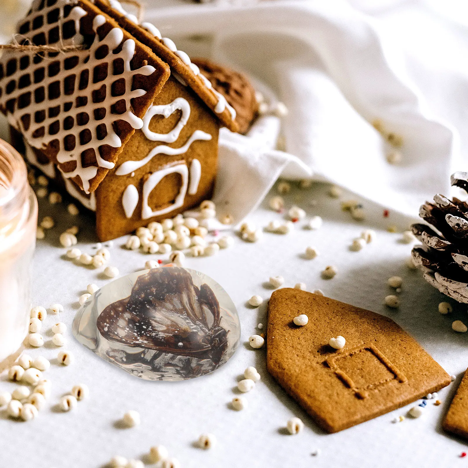 

3Pcs Insect Amber Ornament Butterfly Scorpion Insect Specimen Resin Pendant Beautiful Details Lightweight