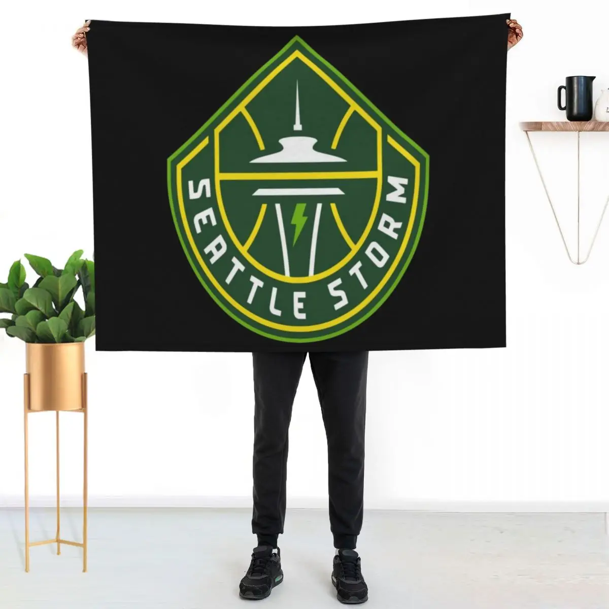 Seattle storm Throw Blanket Thermals For Travel Plush Warm Flannel Fabric Loose Decorative Sofa Blankets