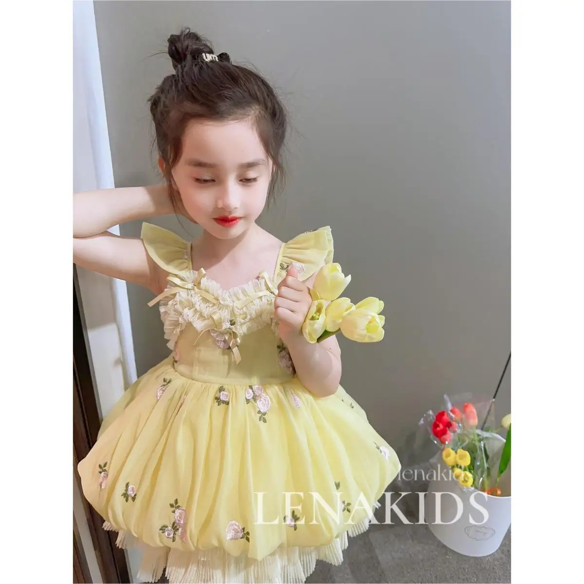 Girl Birthday Tulle Dress Backless Bow Wedding Gown Kids Party Wear Princess Embroidery Floral Dress Baby Children Bow Dresses