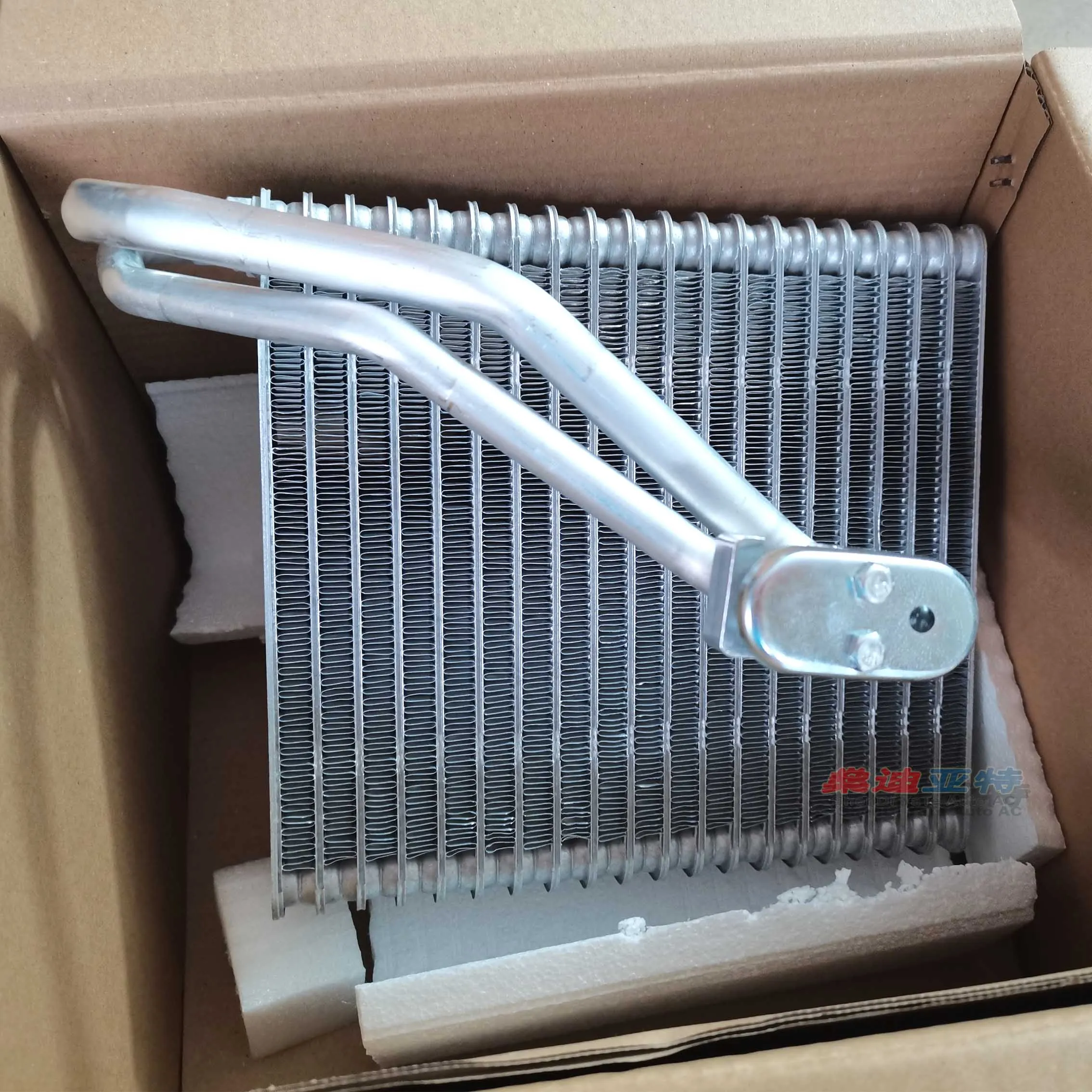 64113422669 Nucleo evaporatore A/C per BMW MINI Cooper R56 Clubman R55 R57 Coupé R58 Countryman R60 Paceman R61 R59 64119262788