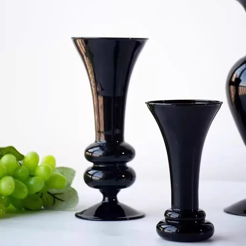 Light luxury medieval black vase, flower ware, living room, study, handicraft ornament