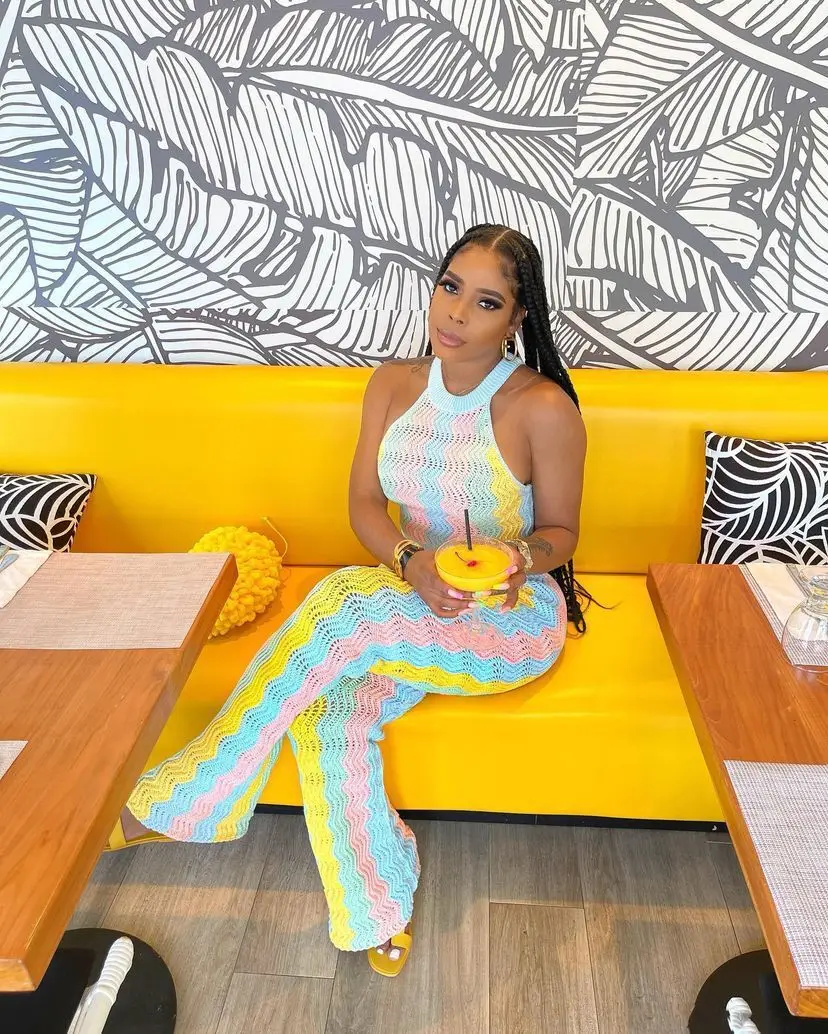 

New Women's Two-piece Color Sleeveless Round Neck Knitted Bell Bottom Pants Set for Summer 2025
