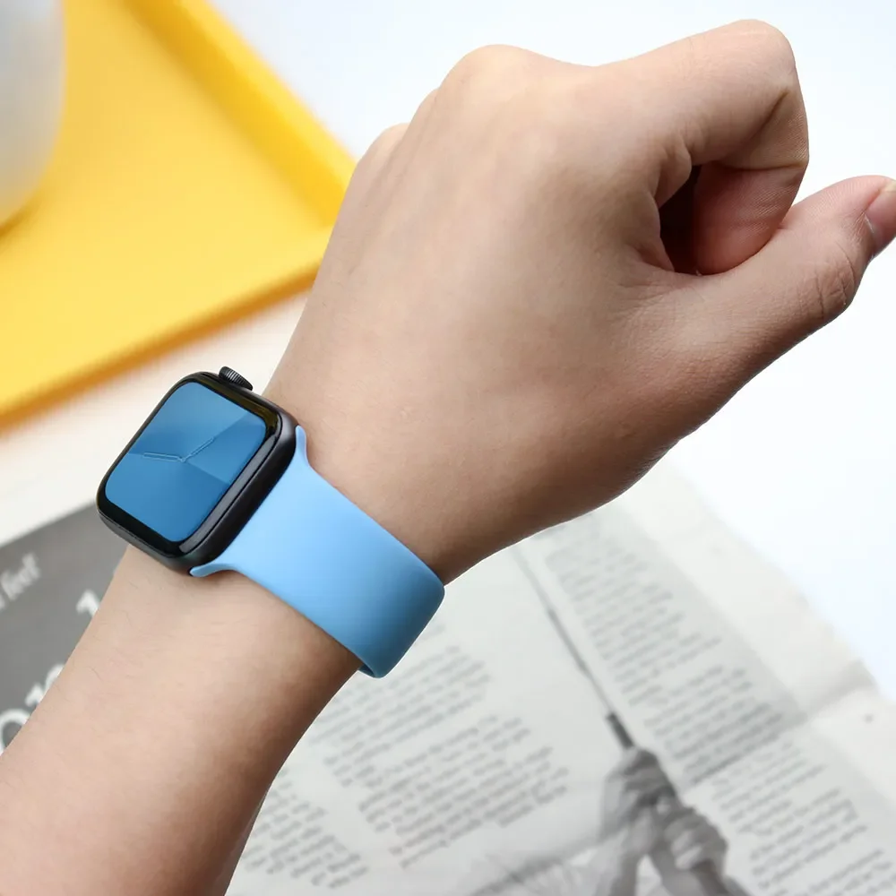 Silicone Band for Apple Watch Review, Sport Strap for Series 9, SE, Ultra 2 and Older Models image 3